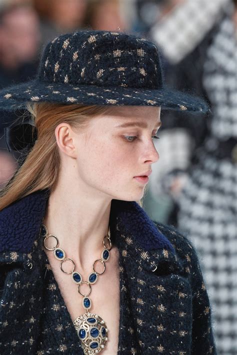 chanel fall winter 2018 2019 by karl lagerfeld|Chanel fall dresses.